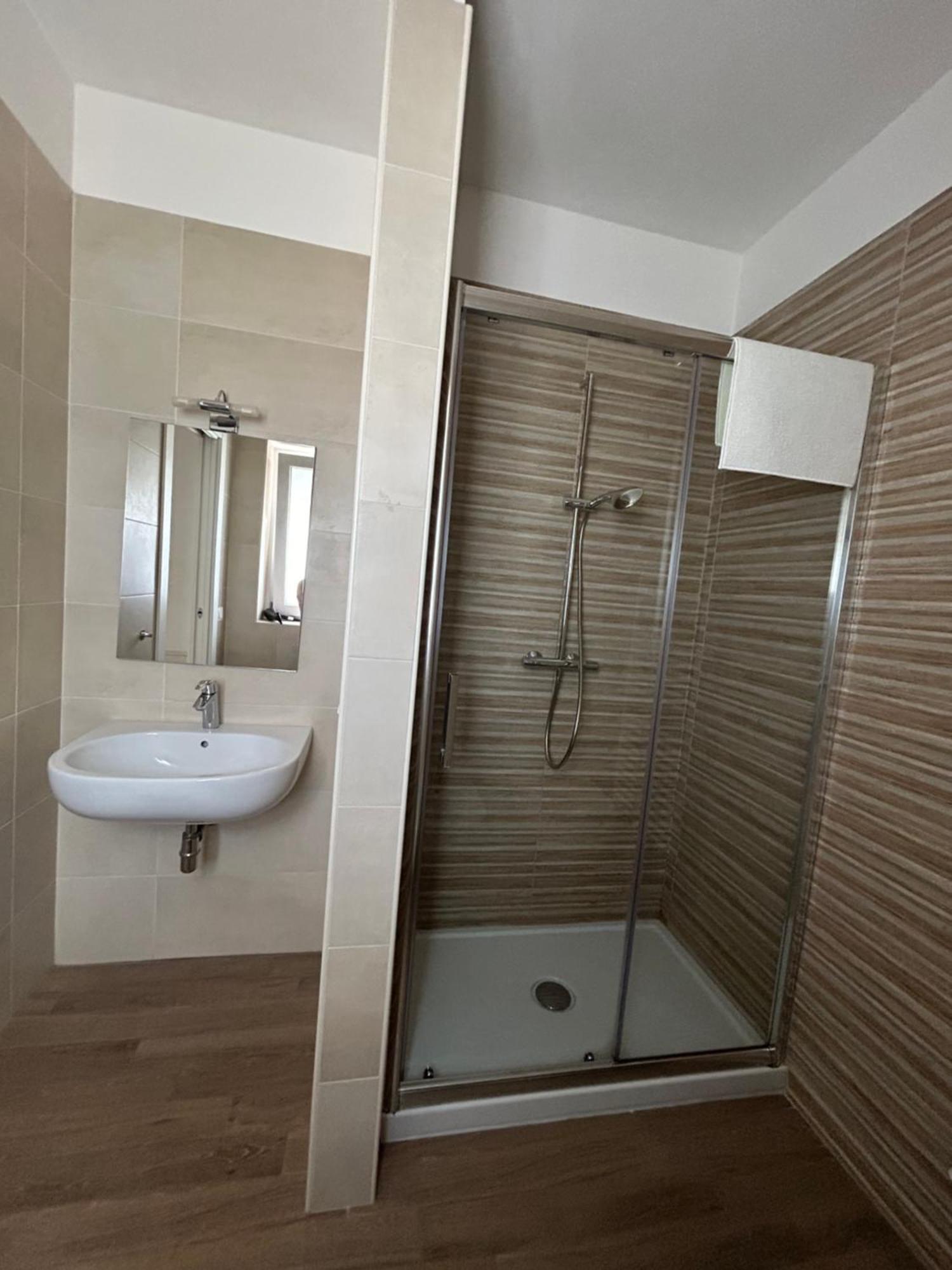 Residence Petroni 16 Бари Экстерьер фото